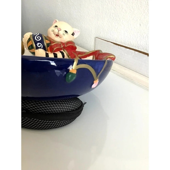 Signature Home Collection Kitty Candy Bowl Christmas - Picture 10 of 16